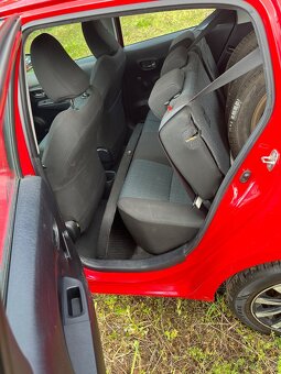 Toyota Yaris - 13
