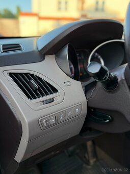 Hyundai ix35 2.0 diesel automat 2010 - 13