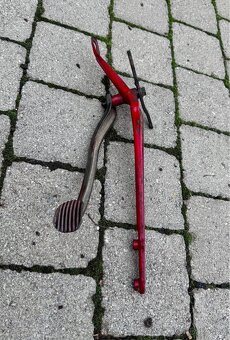 Jawa ČZ kývačka, ČZ - brzdové páky - 13