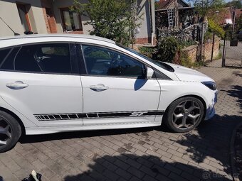 ford focus ST 2.0 benzin 184 kw 2016 - 13