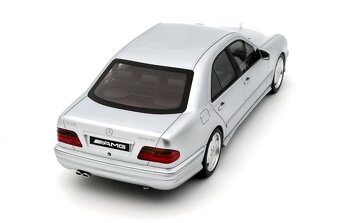 Mercedes-Benz W210 E55 AMG 2001 1:18 OttoMobile - 13