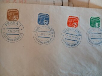 Různé dokumenty, známky, pohlednice. - 13