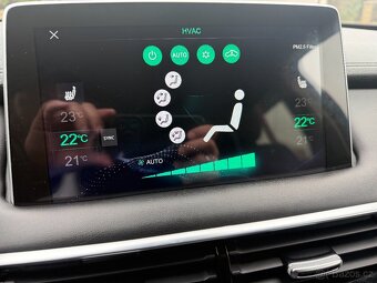 MG eHS 1,5 TGi Carplay,DPH, ACC - 13