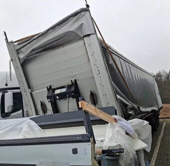 Návěs Schwarzmuller - 13