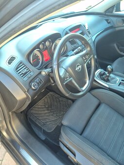 Opel Insignia 1.6 benzin. Nová STK +SPZ - 13