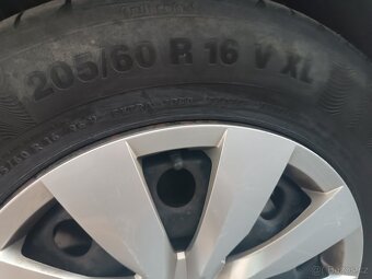 Prodám VW Touran, benzín 1.2Tsi, r.v.2016, odpočet DPH  - 13