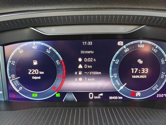Škoda Octavia SCOUT 2,0 TSI 140kW 4x4 - 13