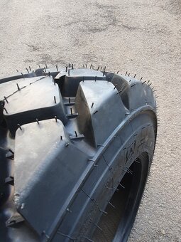 Pneu 10,0 / 75 - 15,3...14 platen - 13