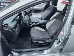 Toyota Avensis 2.0 D4D - 13