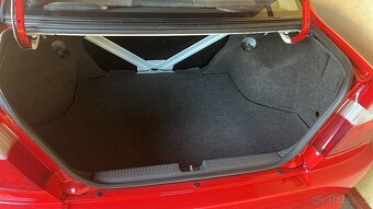 Mitsubishi Lancer Evolution 6 - 13