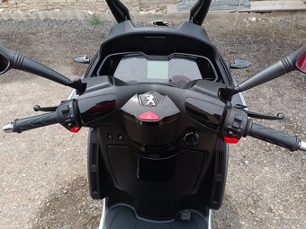 Peugeot Metropolis 400i rv. 2018 Stačí řidičák skupiny B - 13