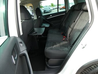Volkswagen Tiguan 2.0 TDi 81kW závěs, klima, 2.majitel - 13