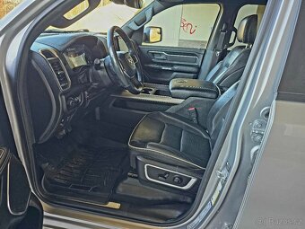 Dodge Ram 1500 4X4 5.7 Hemi, r. 2022, Odpočet DPH - 13