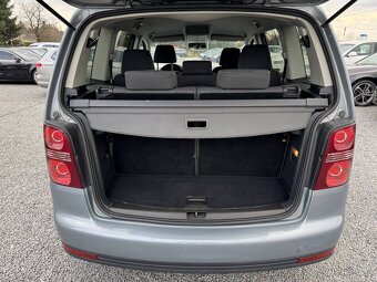 Volkswagen Touran 1.9T Di 77kw 7míst - 13
