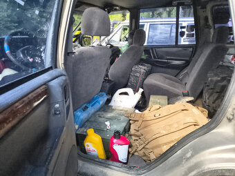 Jeep Grand Cherokee ZJ 4.0 Laredo - 13