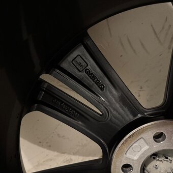 Nová letní kola Volvo V60 CC R19 Continental - 13