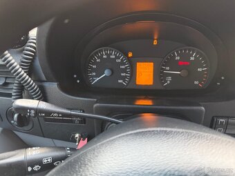 Mercedes-Benz Sprinter 516 - 13