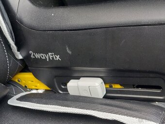 Dětská autosedačka Maxi-cosi, ISOFIX,od 67 - 105cm - 13