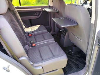 Volkswagen Touran 1.4TSi 2010 zánovní STK - levně - 13
