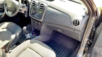 Málo jetá  velice zachovalá Dacia Sandero 16V-motor 4 válec. - 13