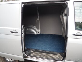 2011 Volkswagen Transporter 2.0 TDI, 103 kW, Automat - 13