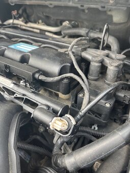 Ford Focus 1.6i 74kw Kombi 2010 - 13