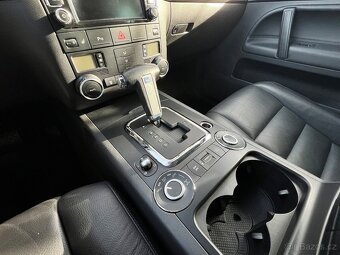 Volkswagen Touareg 3.0TDI 176kW KLIMA TAŽNÉ ADAPTIVNÍ TEMP. - 13