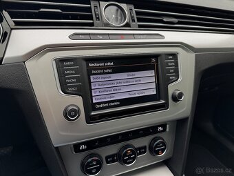 Volkswagen Passat 1.4 TSI 110kw, Výbava - 13