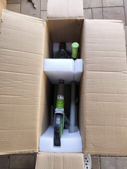 Detska elektricka kolobezka KS-C1 ruzova - 13