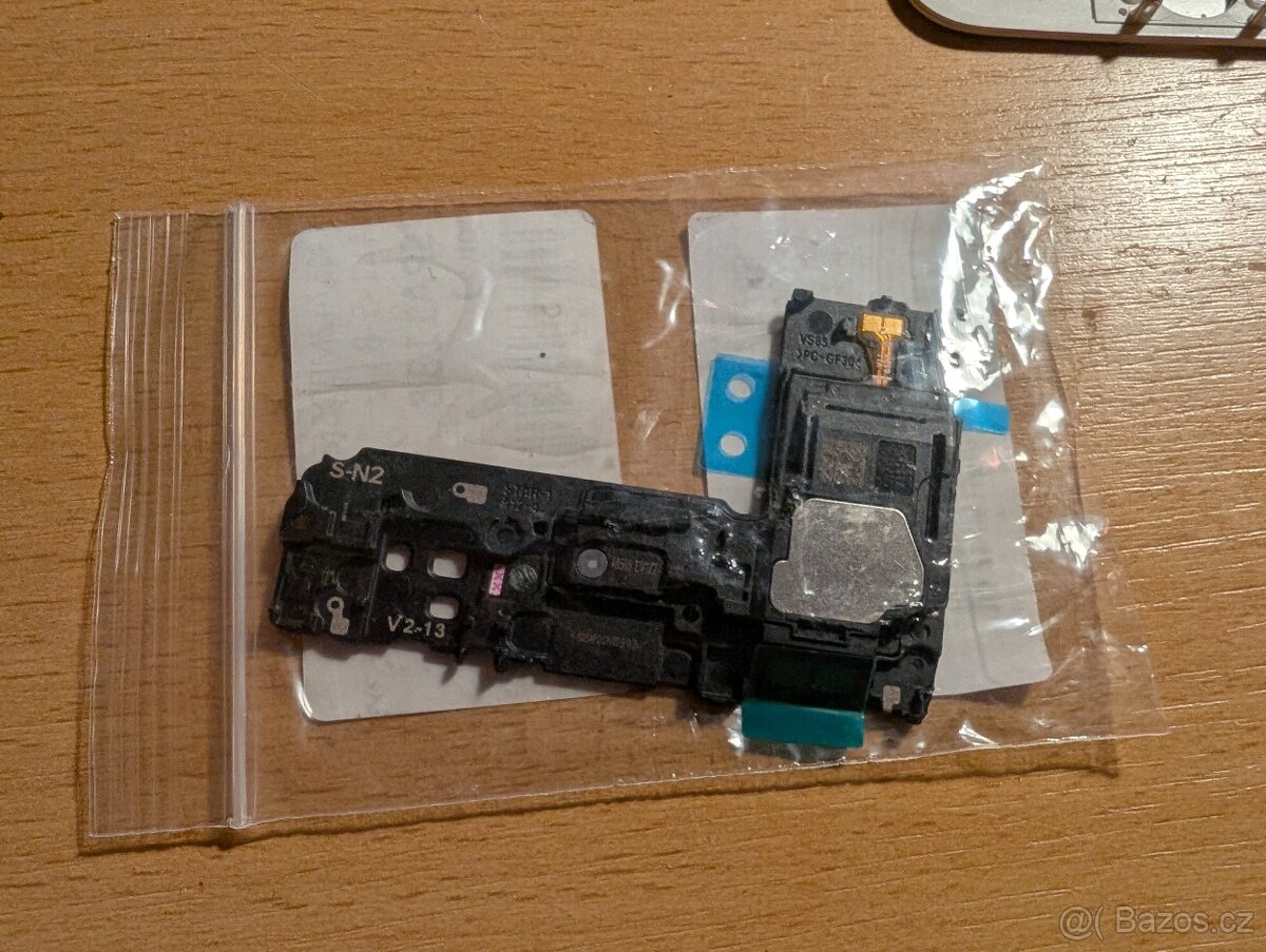 ND: Galaxy S9 a S10 - 14