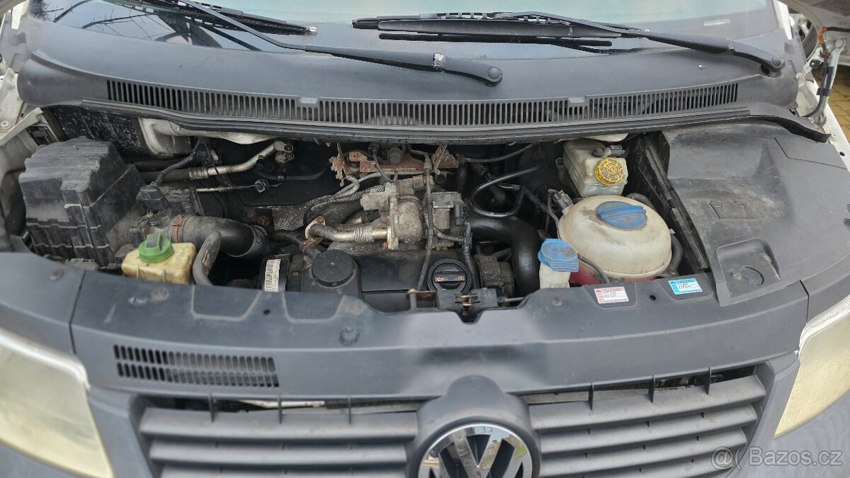VW Transporter T5 1,9tdi 75kW najeto 180tkm, r.v.2007 - 14
