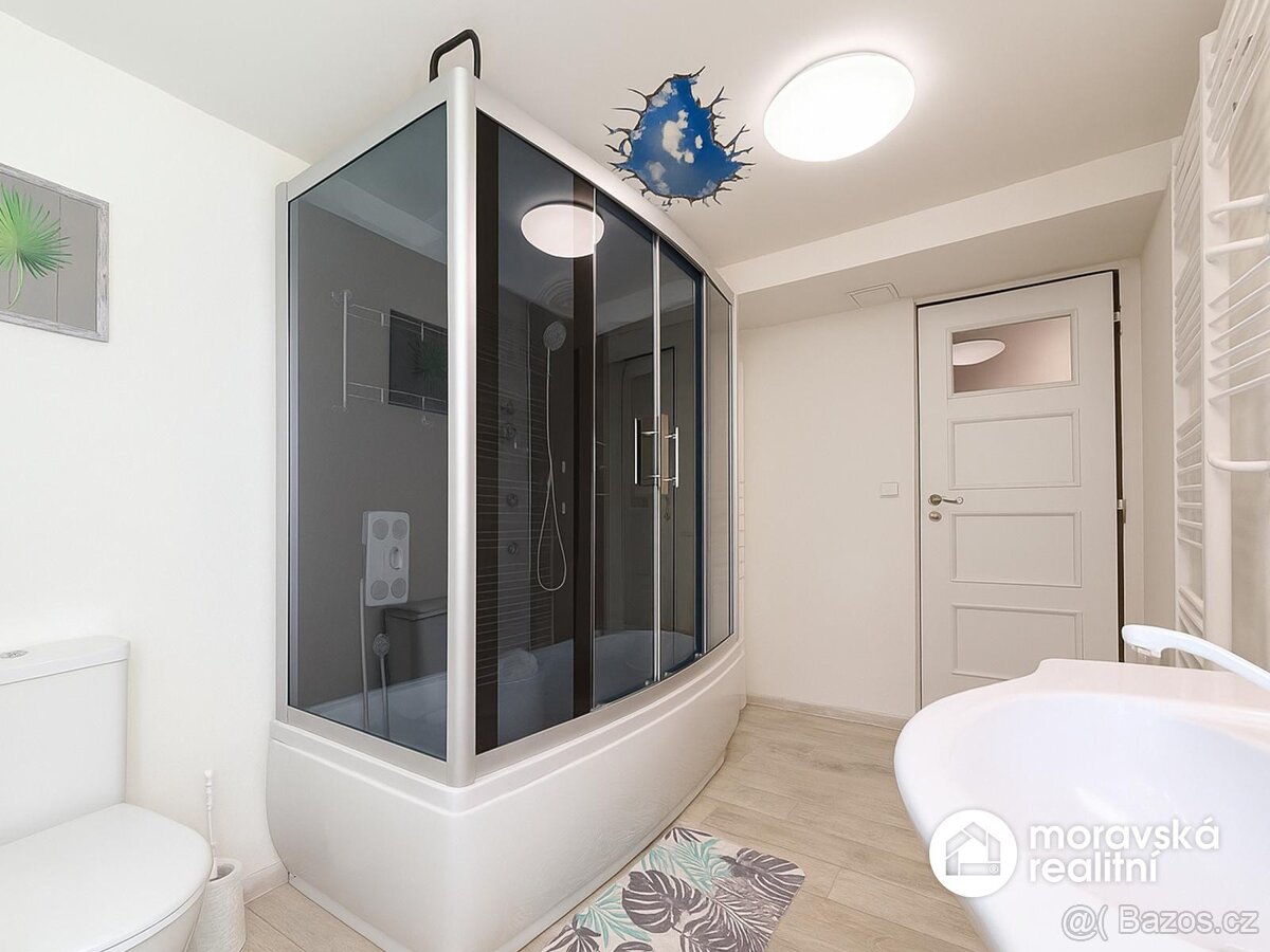 Prodej rodinného domu 3+1 + příslušenství v klidné části Mir - 14