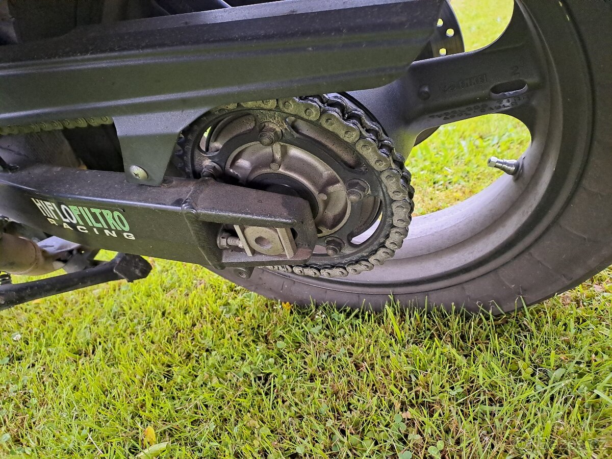 Suzuki DL 1000 V-Strom - 14