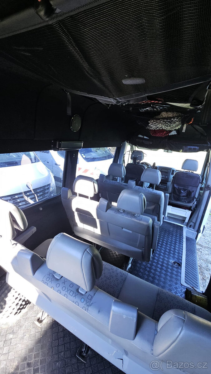 Crafter 2.5 TDi 100KW L2H2 9 míst klima 310 000km - 14