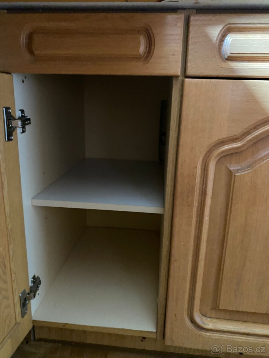 Hnědá kuchyňská linka z Německa se spotřebiči - 14