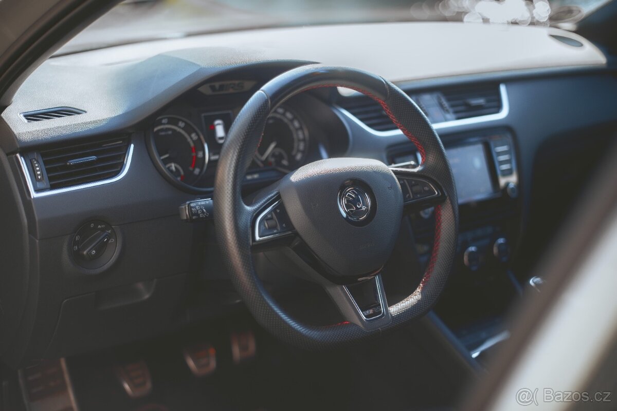 Škoda Octavia 3RS TSI - 14