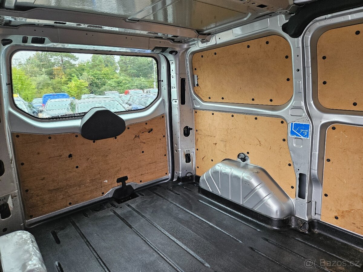 FORD CUSTOM 2.2 74KW 2014 3MÍST L1H1 DPH - 14