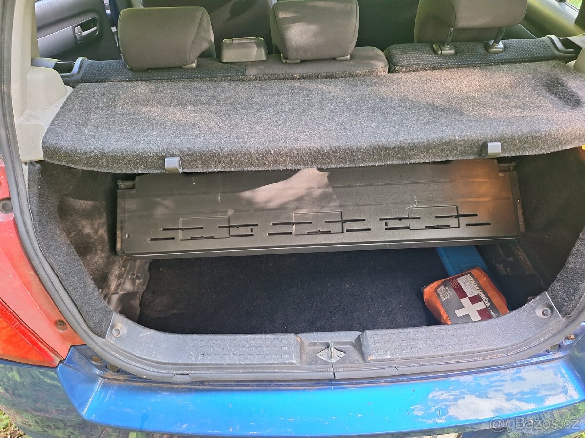 Prodám veškeré náhradní díly Suzuki swift 1.3 benzín - 14