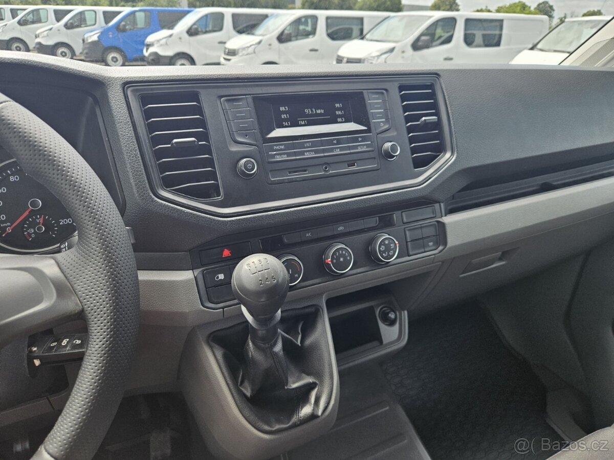 Volkswagen Crafter L3H2 6 miestne 2.0TDi/140hp - 2019 - 14