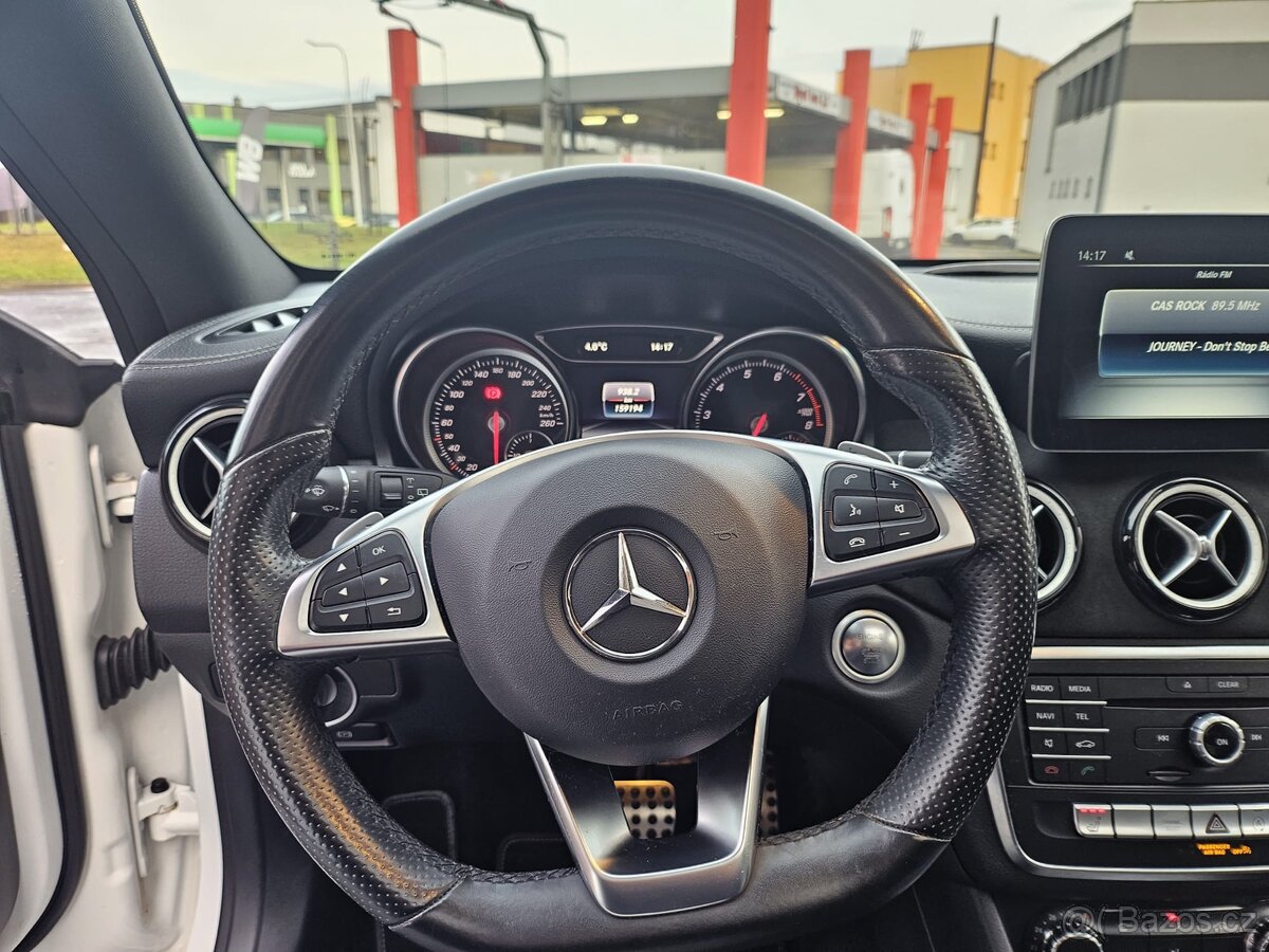 Mercedes Benz CLA 1.6 Automat Panó AMG line - 14