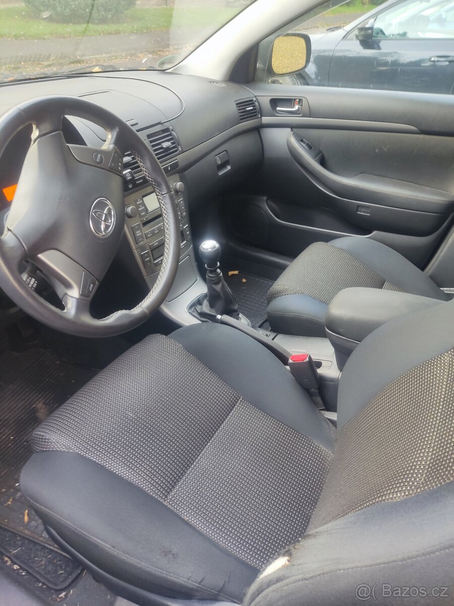 2006 Toyota avensis t25 2,2 130 kw kombi. - 14