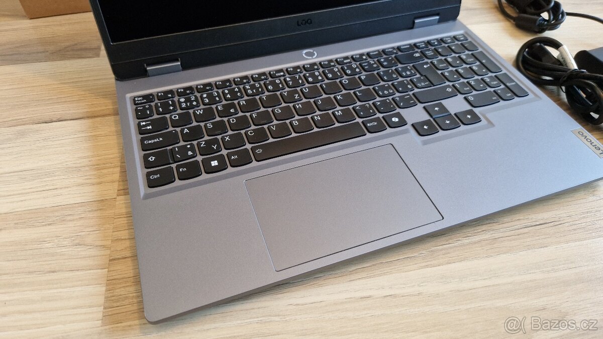 Lenovo LOQ 15IAX9 i5 - 12450HX - 14