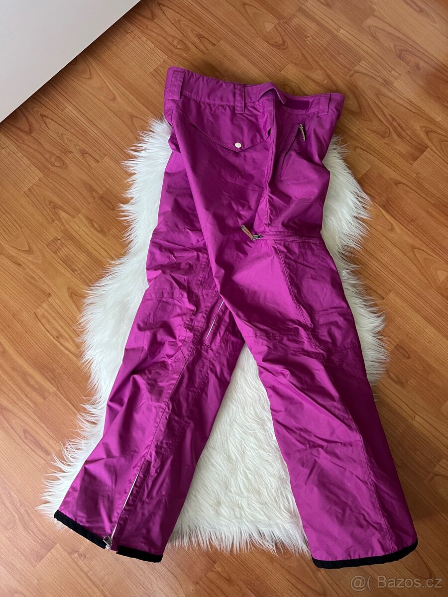 NOVÉ DÁMSKÉ LYŹAŘSKÉ KALHOTY VEL..M/38 - 14