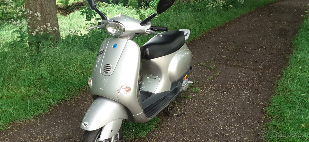 Piaggio Vespa ET2 - 14
