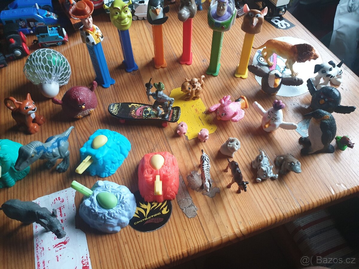 Vláčky vojáčci, figurky... - 14