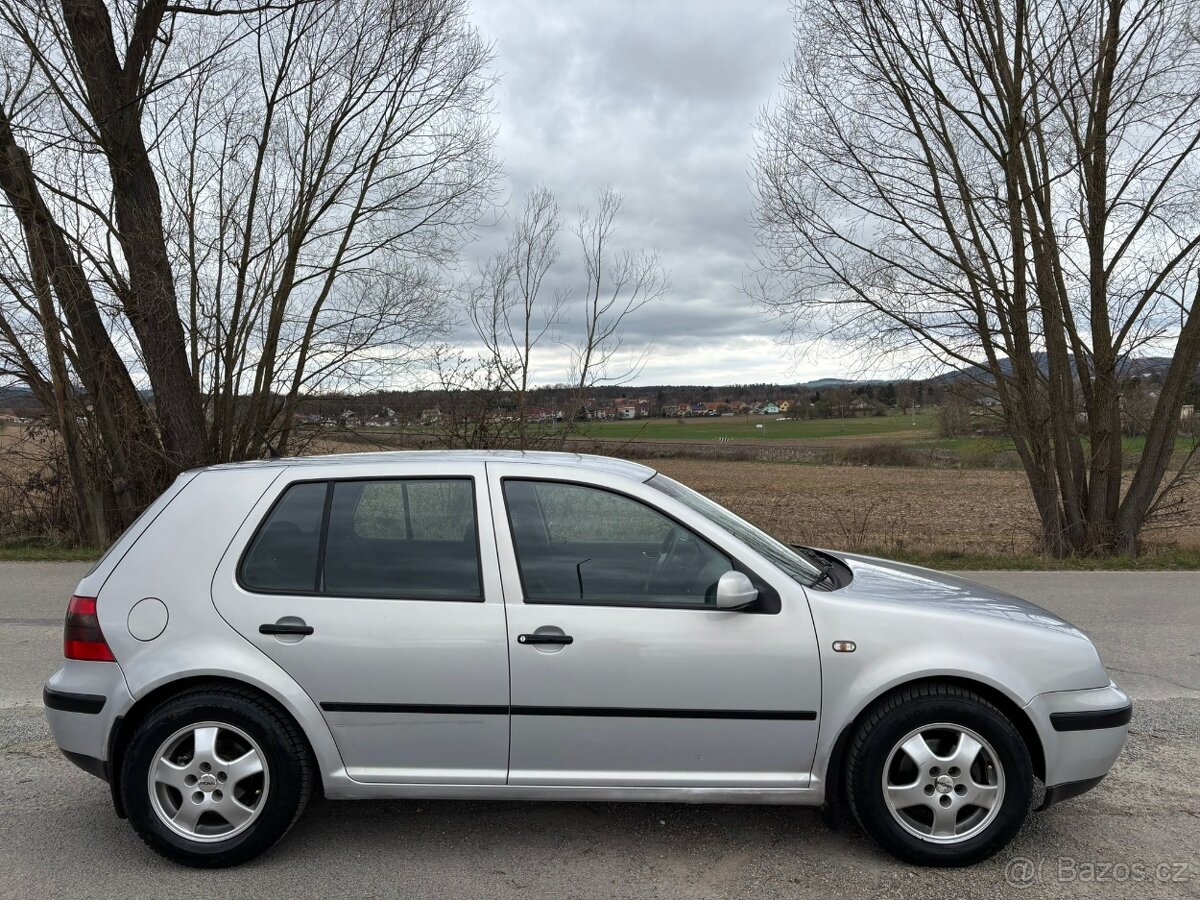 Vw Golf IV 1,4i 55kw - 14