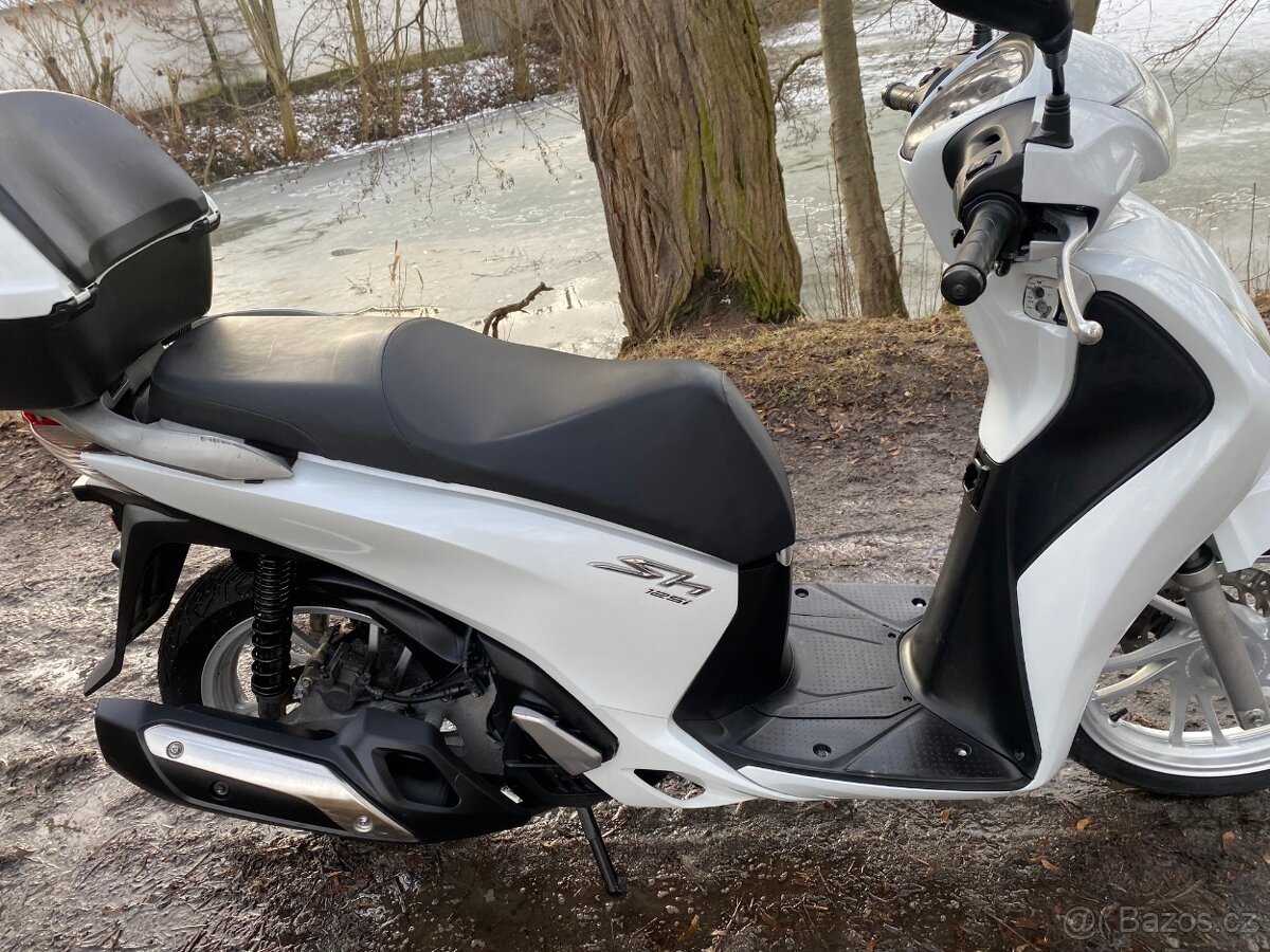 Honda SH 125 (2015) ABS - 14