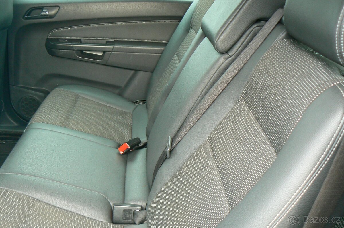 Opel Zafira 1.9CDTi -2010 -7 míst - 14