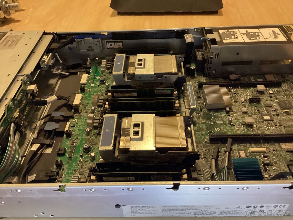 Server HP ProLiant DL380p Gen8 - Xeon E5-2690@2,90 GHz, 64GB - 14