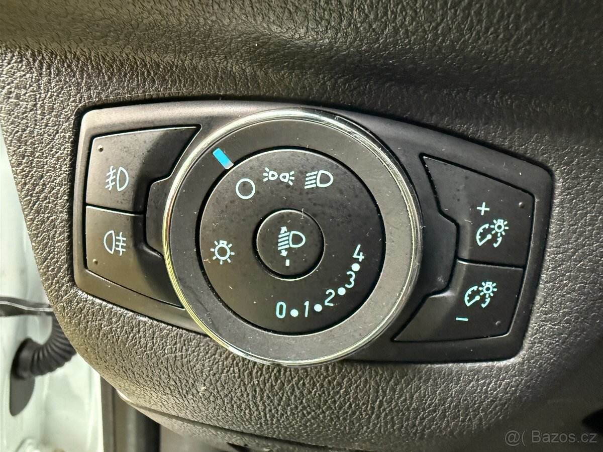 2021 FORD Transit Courier 1,5TDCi 77tkm,klima,navi,parkače - 14